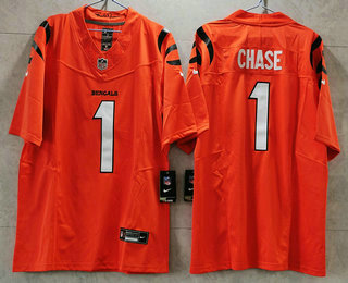 Men's Cincinnati Bengals #1 JaMarr Chase Orange 2023 FUSE Vapor Untouchable Limited Stitched Jersey